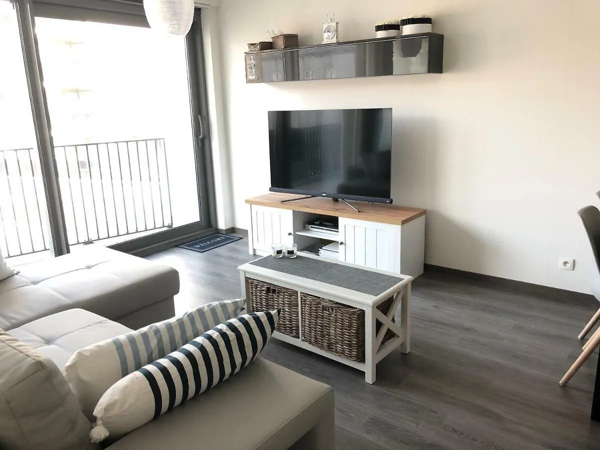 Crystal Residence - Pool & Beach Ostend Belgium