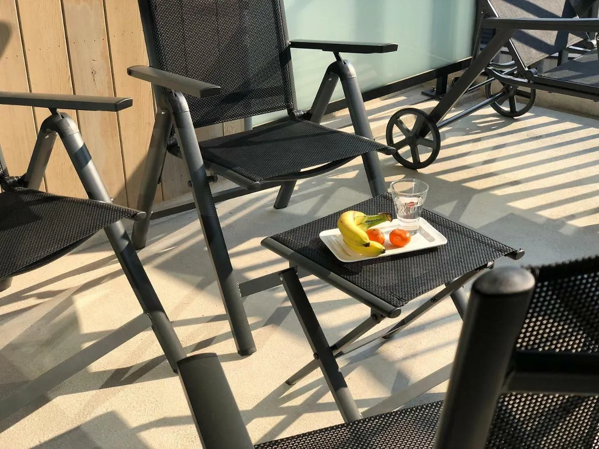 Crystal Residence - Pool & Beach Ostend 0*,  Belgium