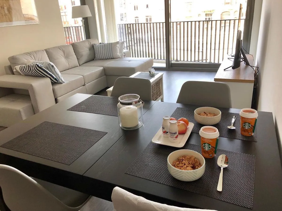 Crystal Residence - Pool & Beach Ostend Apartment