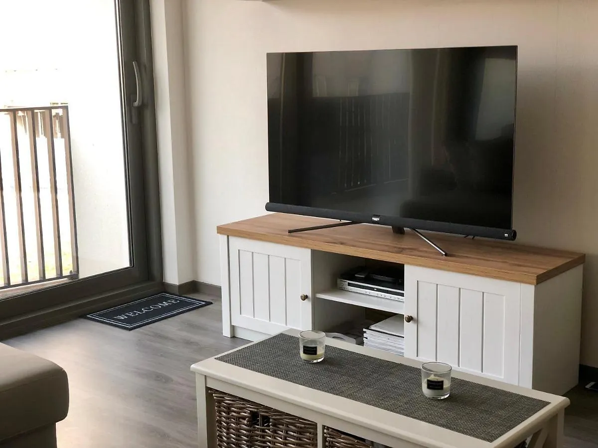 Crystal Residence - Pool & Beach Ostend Apartment